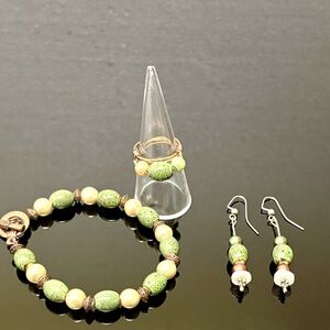 Handmade Green Beaded Jewelry Set – Bracelet, Earrings & Ring